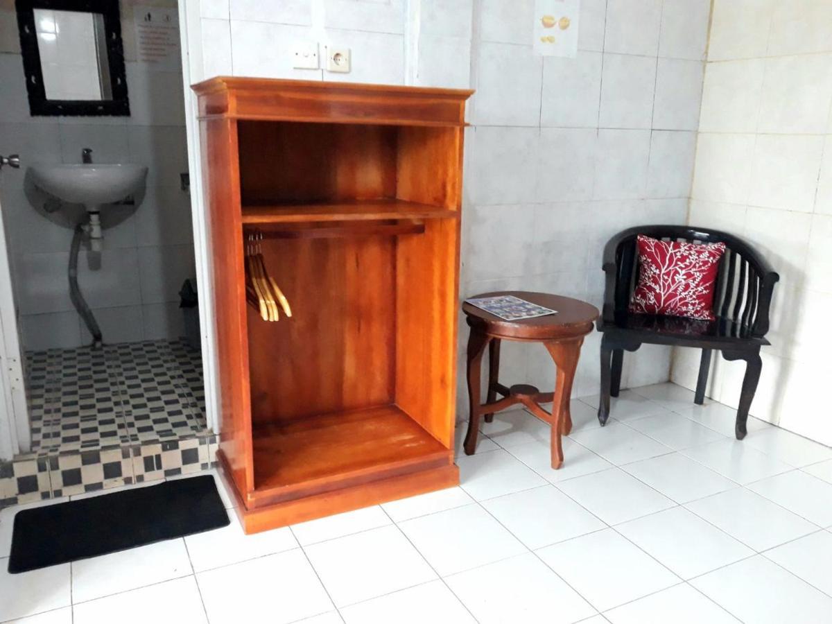 One Homestay And Warung Munduk エクステリア 写真