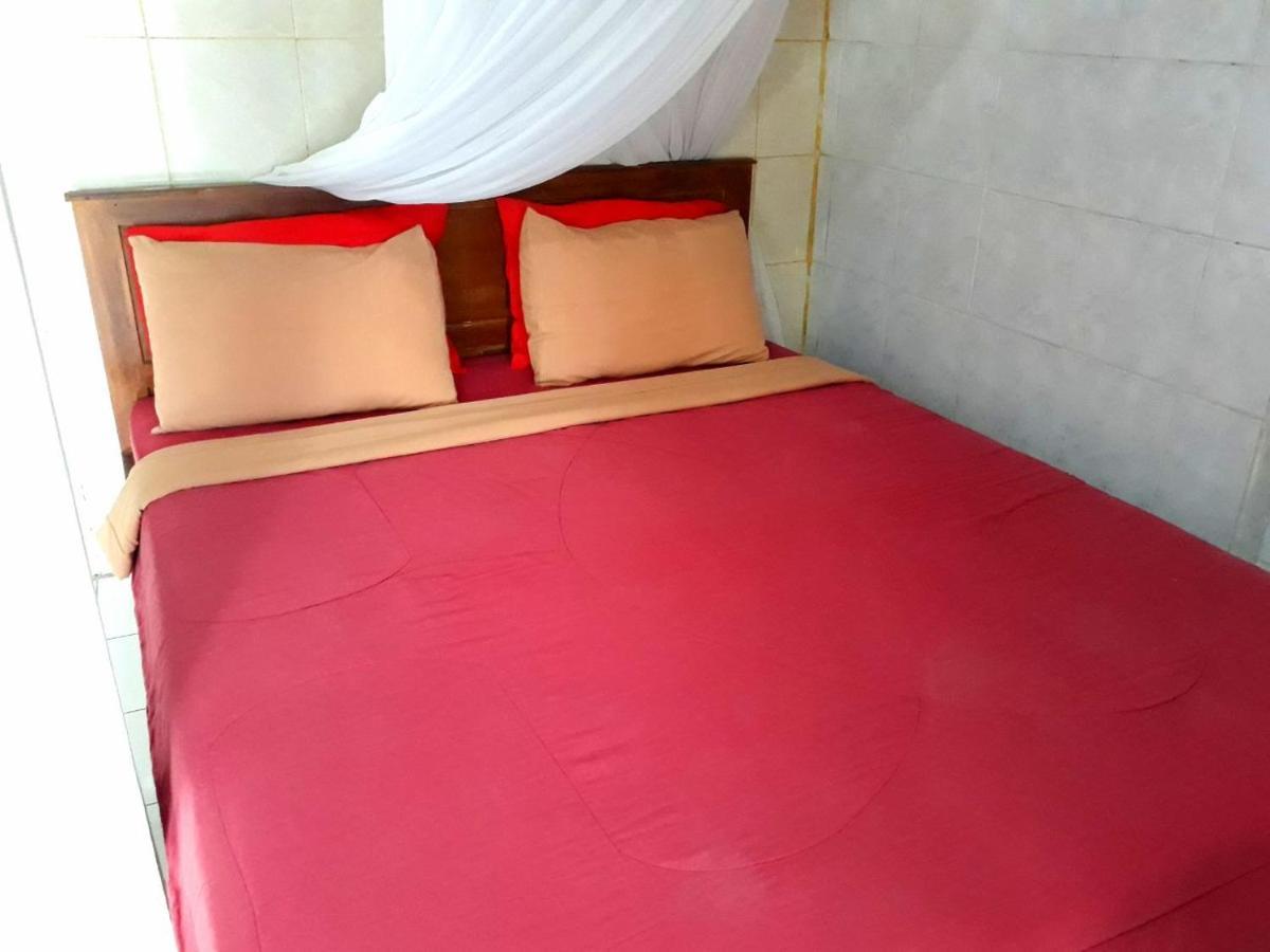 One Homestay And Warung Munduk エクステリア 写真
