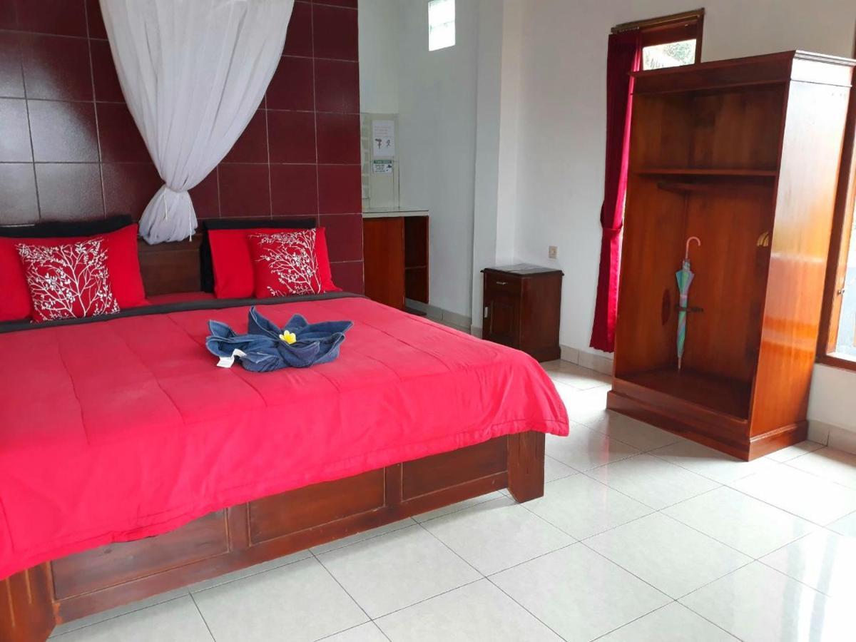 One Homestay And Warung Munduk エクステリア 写真