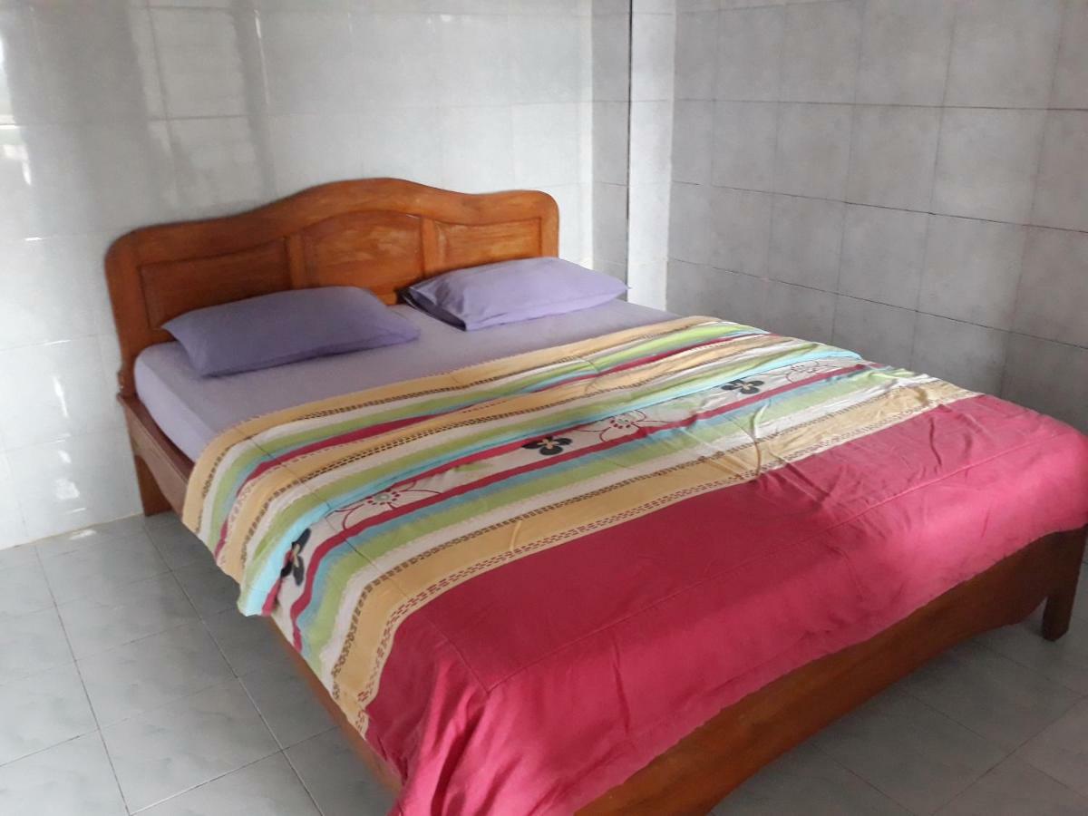 One Homestay And Warung Munduk エクステリア 写真